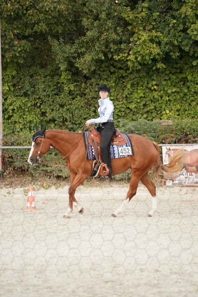 s_A_907043.JPG